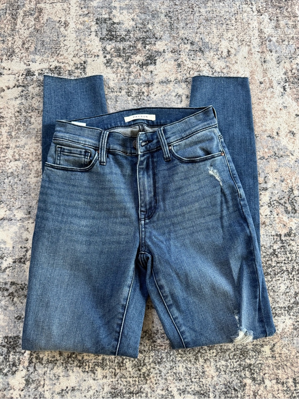 PacSun Women's Dark Blue Skinny Jeans with Subtle Distress